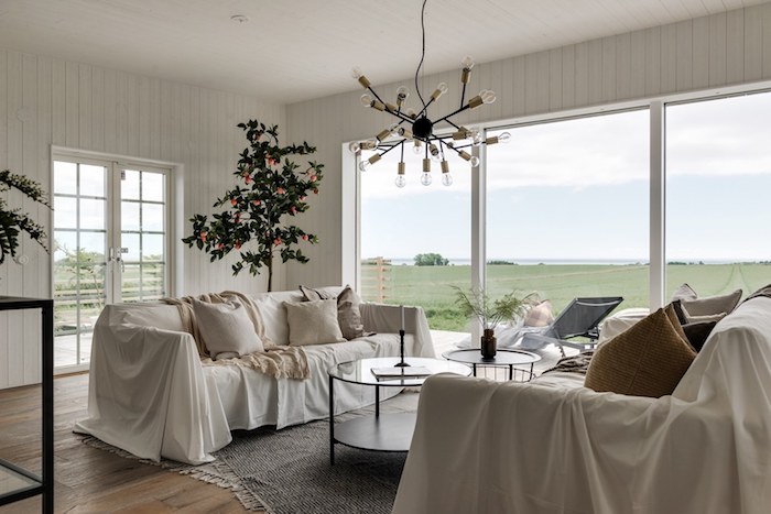 UN PAPIER PEINT QUI S'IMPOSE