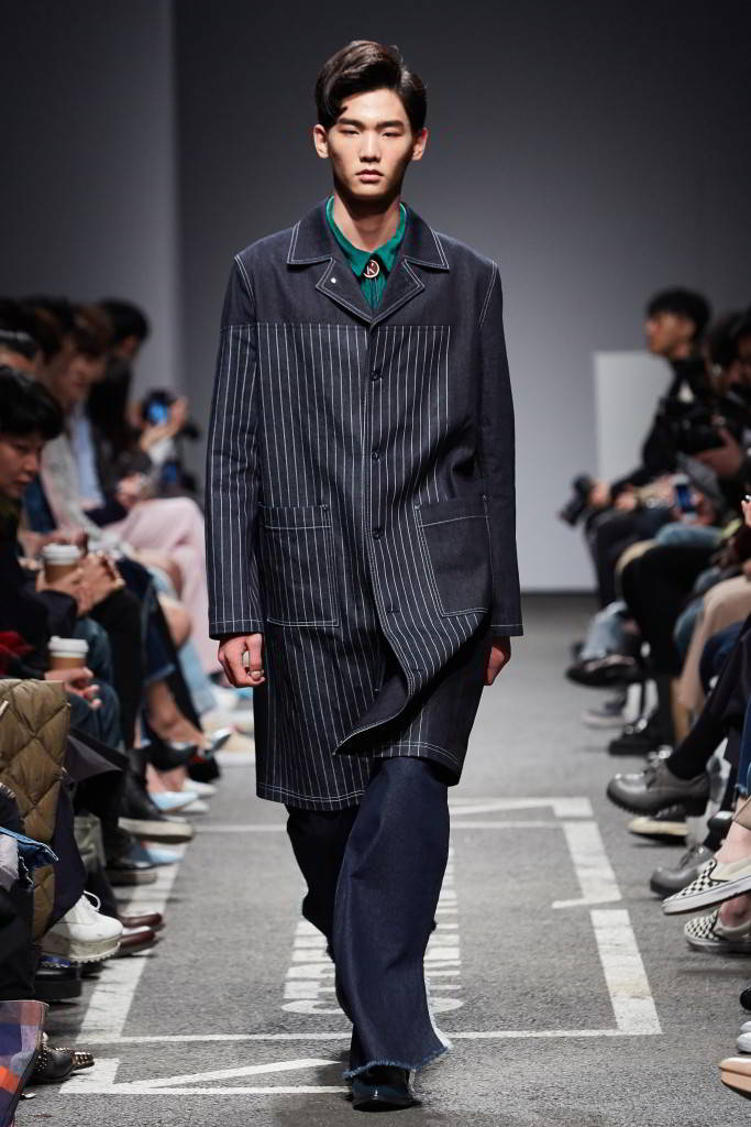Studio K Fall/Winter 2016/2017 Seoul Fashion Week Male Fashion Trends