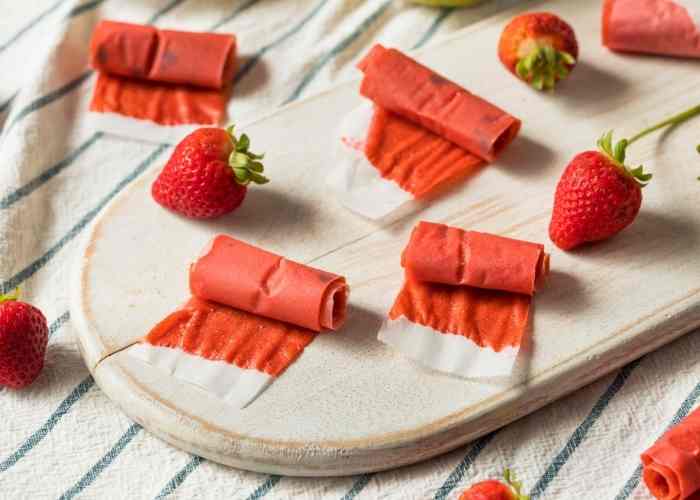 How to make Strawberry Fruit Leather Recipe (Oven Dehydrator Directions) - Koti Beth