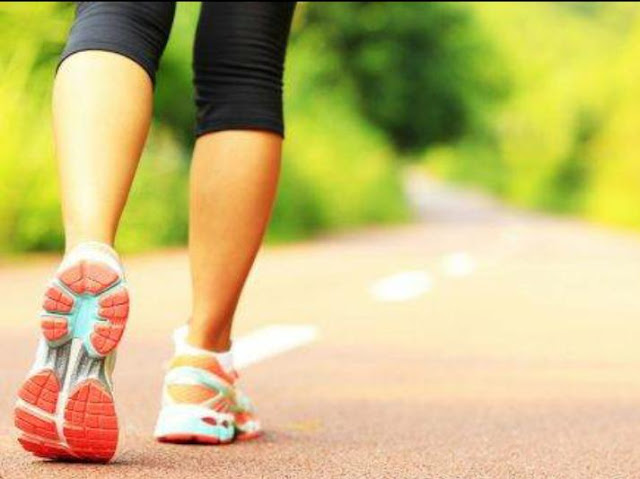 رياضة المشي تقلل الاكتئاب للمراهقين رياضة المشي تقلل الاكتئاب للمراهقين