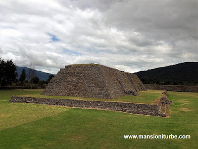 The Archaeological Site of Ihuatzio, Michoacán The Archaeological Site of Ihuatzio, Michoacán