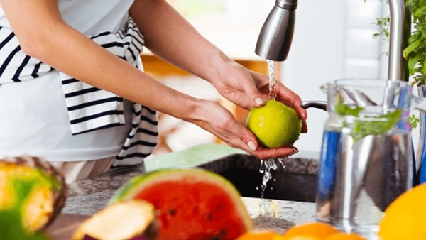 أطعمة لا يجب عليك غسلها قبل تناولها!
