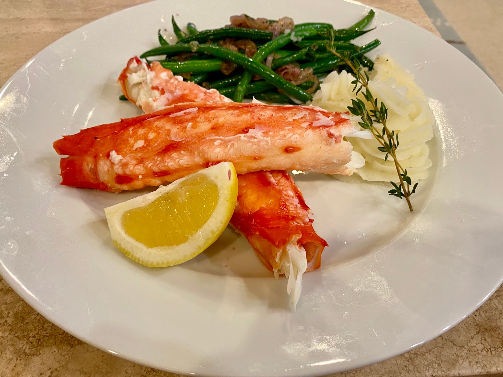 GREAT EATS HAWAII ALASKAN KING CRAB DINNER