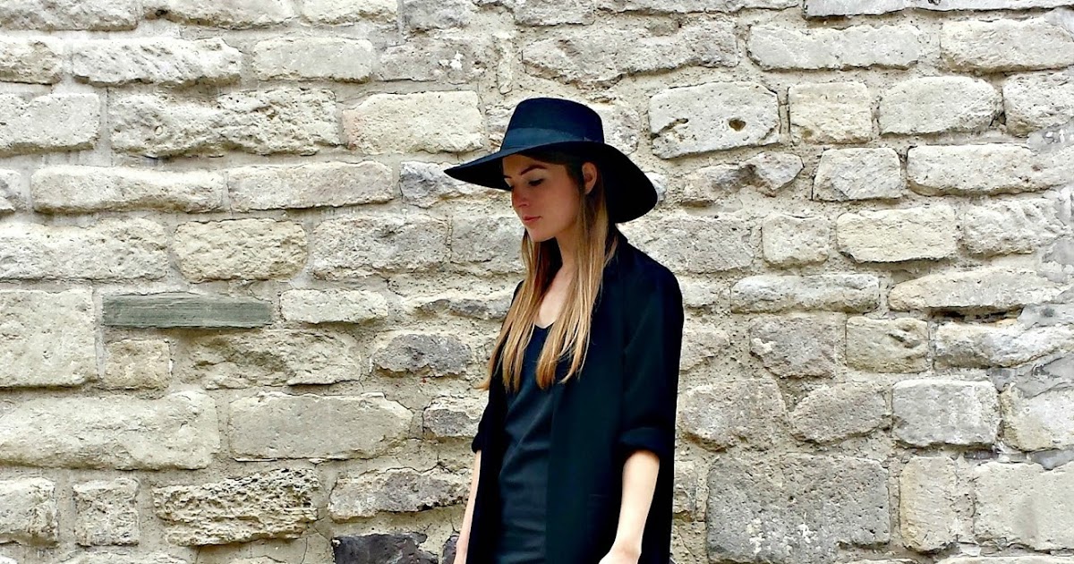 Outfit: Wide brimmed hat and duster coat | Style Trunk