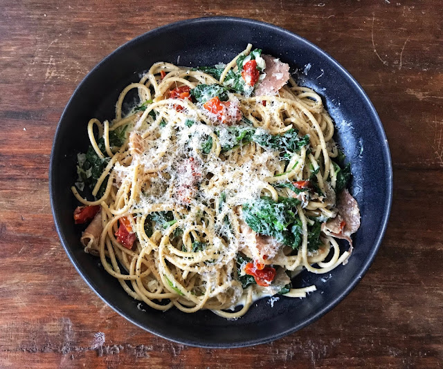 Whole-wheat Spaghetti with Spinach and Parma Ham