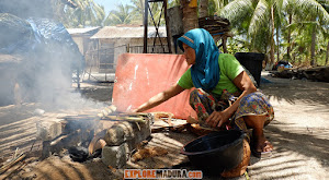 bakar ikan di gili labak