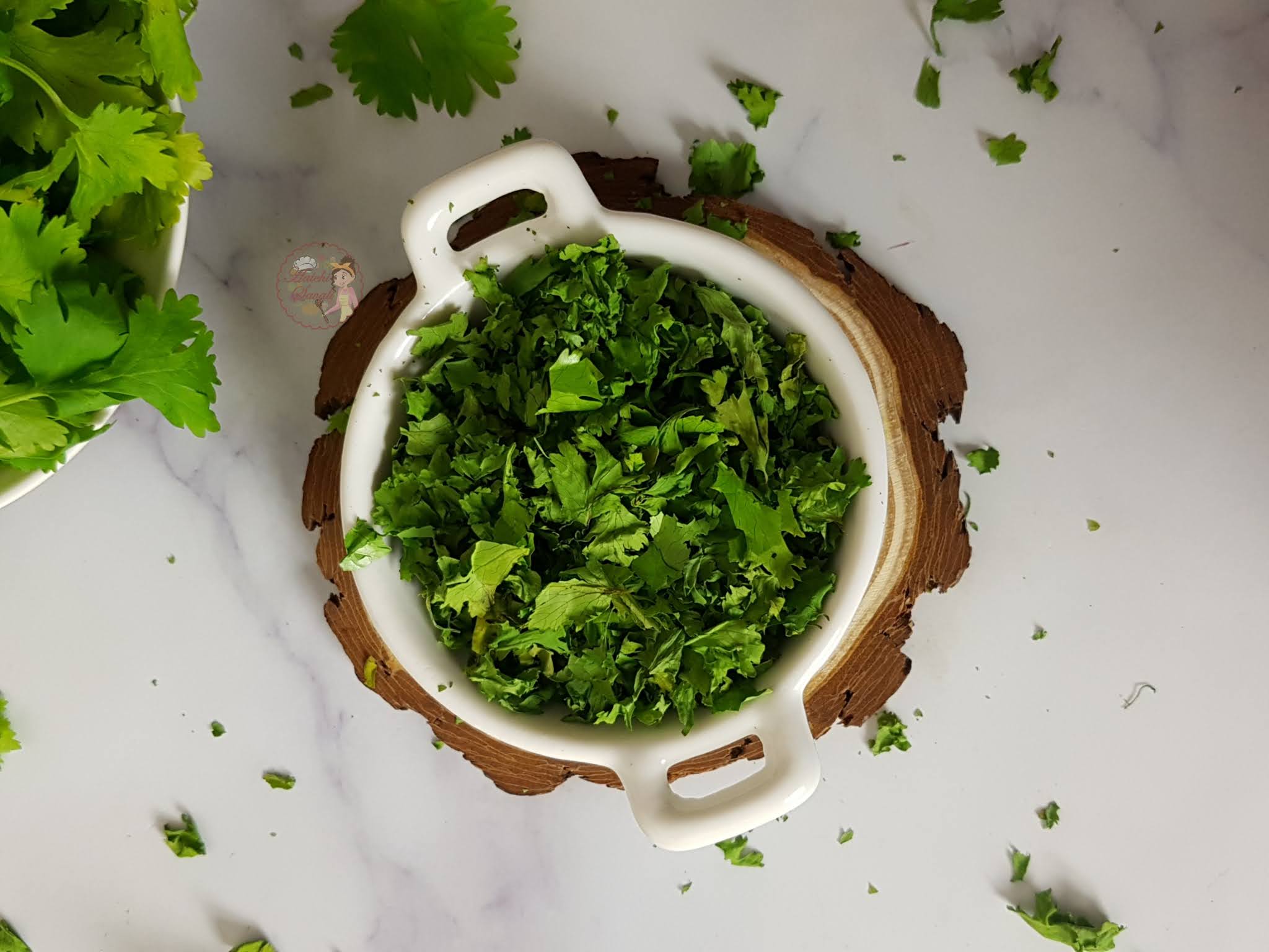 Dried Coriander Leaves in Air FryerHow to Dry HerbsEVENLY DEHYDRATED