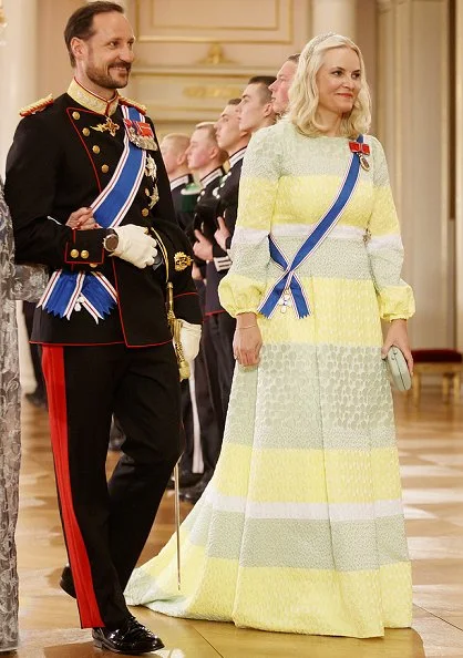 King Harald and Queen Sonja, Crown Prince Haakon, Crown Princess Mette-Marit and Princess Astrid at a gala dinner for Gudni Johannesson