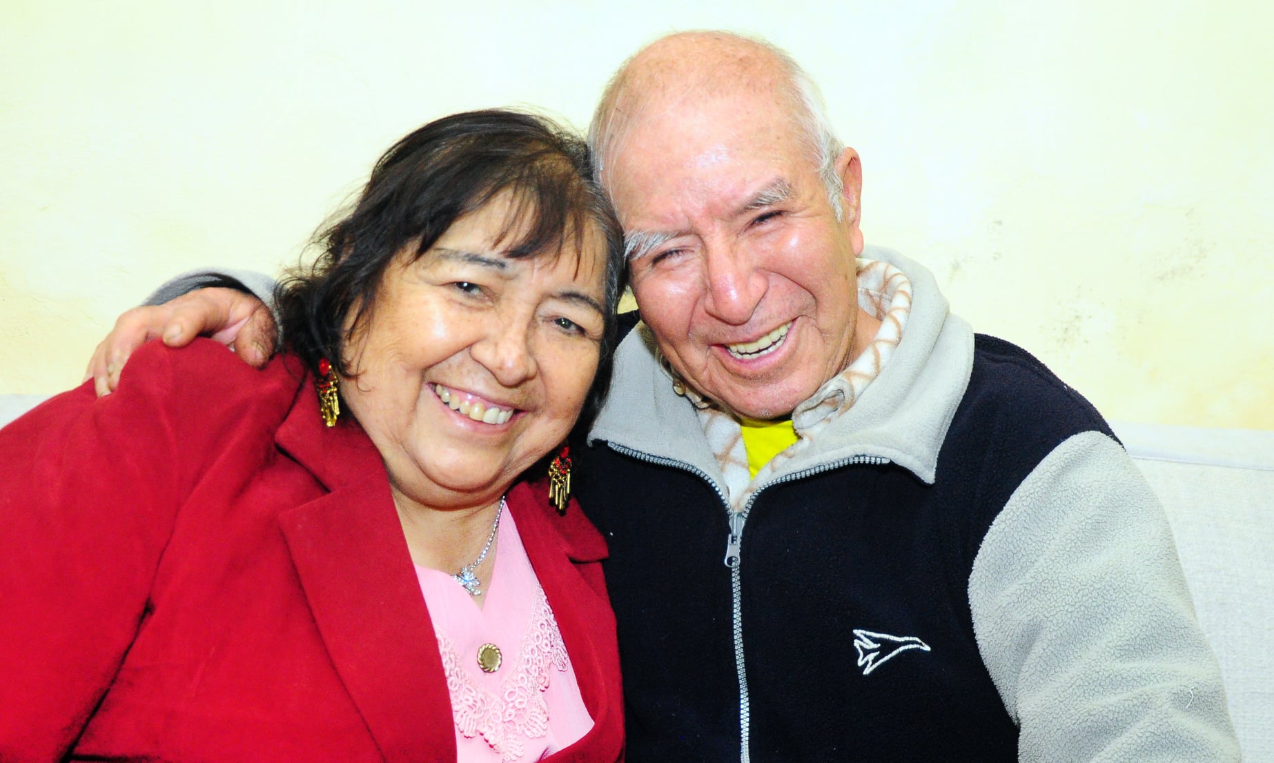 Sociedad Literaria Amantes del País PARA HORTENCIA. Por MILUZKA VERA