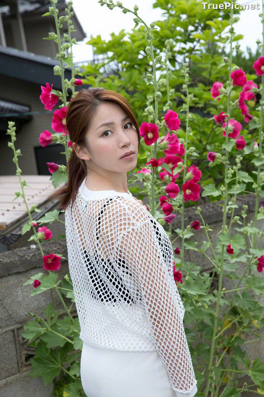 Image [Wanibooks Jacket] No.129 - Japanese Singer and Actress - You Kikkawa - TruePic.net - Picture-38