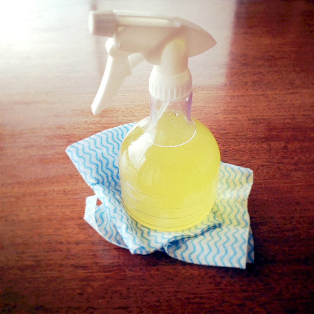 Popular DIY Crafts Blog How to Make Citrus Vinegar Cleaner