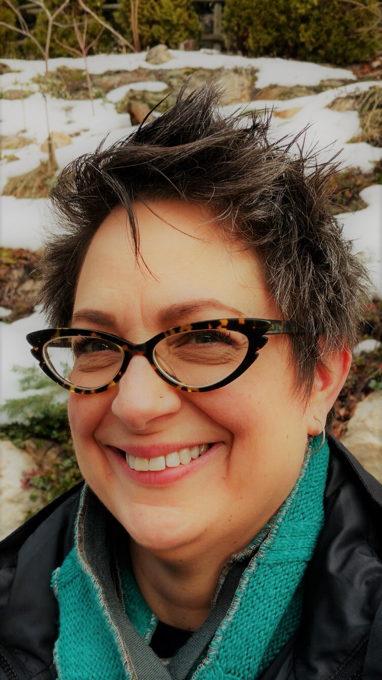 2017 FinishALong Meet the Global Host Team Felicity / charm about you