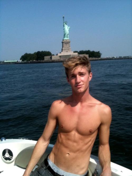 nude-chest-gay-teen-hunk-boy-ribbed-torso-shirtless-ripped-slim-lean-body-statue-liberty-new-york-united-states-boat-sailing.jpg