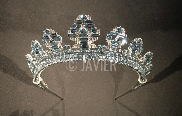 cartier tiara collection