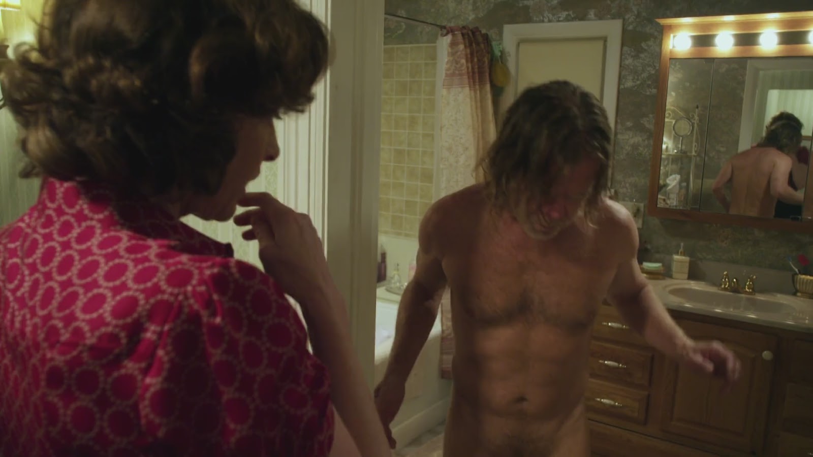 William H. Macy nude in Shameless 1-02 "Frank The Plank". ausCAPS...