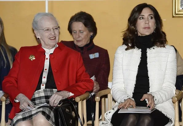 Crown Princess Mary wore Chanel white and black patterned wool tweed coat and Gianvito Rossi black shoes, carried Carlend Copenhagen Vanessa clutch