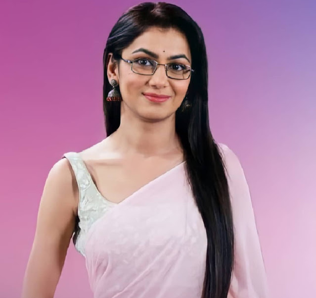 Kumkum Bhagya 6 May 2021 Written Update Pragya receives a call that a fire in the Mehra house