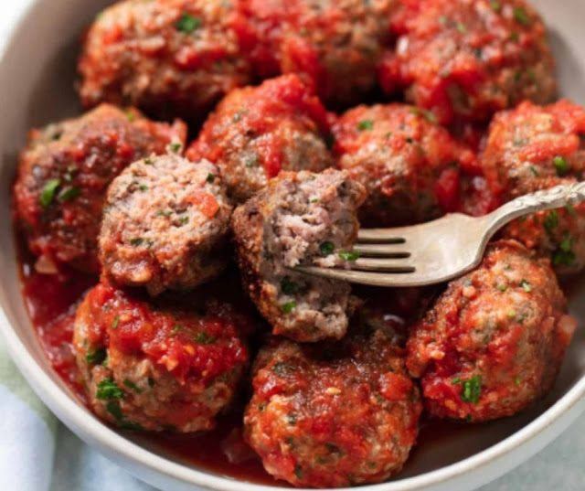 Classic Italian Meatballs Classic Italian Meatballs