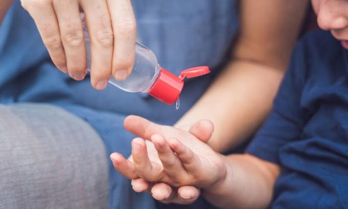 Αντισηπτικά χεριών: Προσοχή στην υπερβολική χρήση - Τι κίνδυνοι υπάρχουν για την υγεία