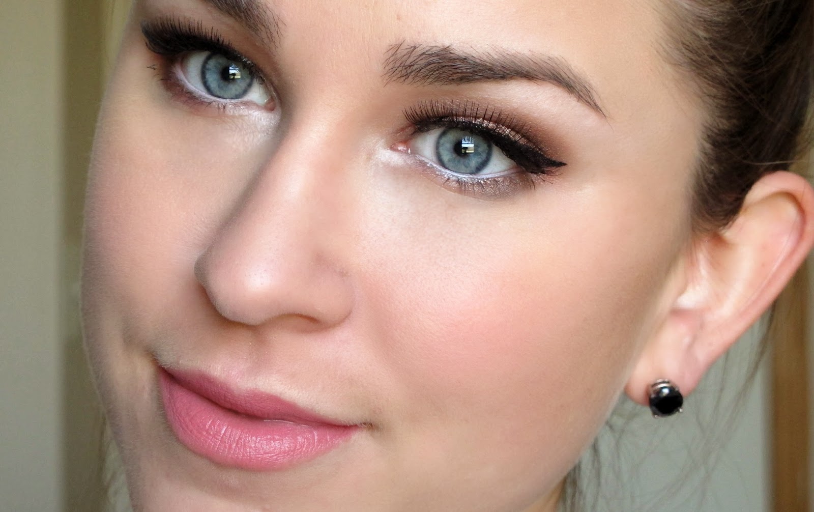 Rose Gold Prom Makeup-NAKED 3/High End