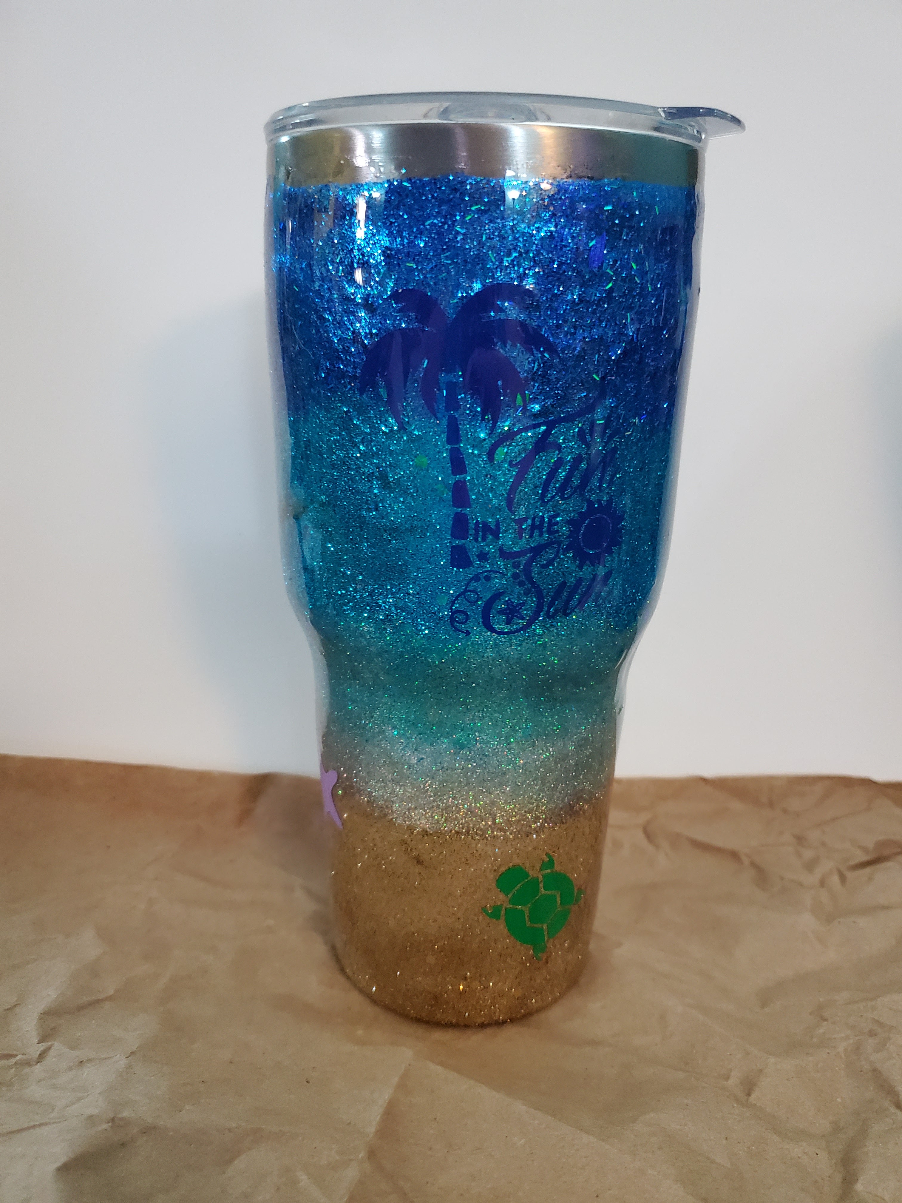 Different Methods to Glitter a Tumbler