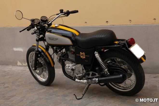 ducati scrambler automatica