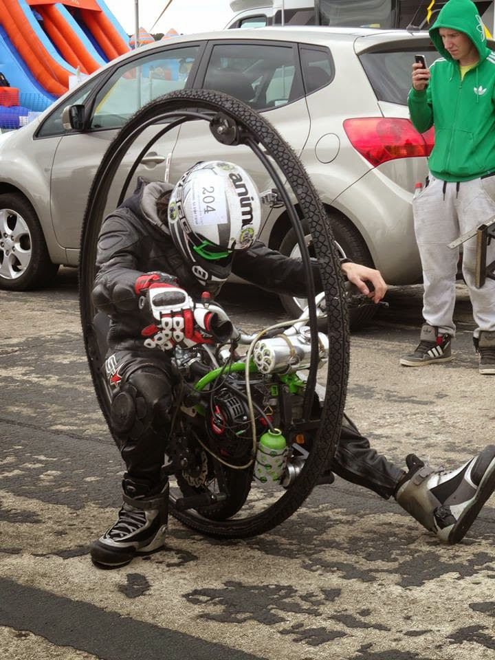 British Monowheel Association: UK Monowheel Riders Break the World ...