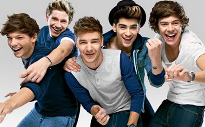 Lirik One Direction Little Things Dan Terjemahan Arti Lirik Lagu Barat