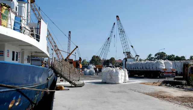 Εύβοια: Άγριος ξυλοδαρμός μέσα στο Λιμάνι της Χαλκίδας - Δείτε την καταγγελία