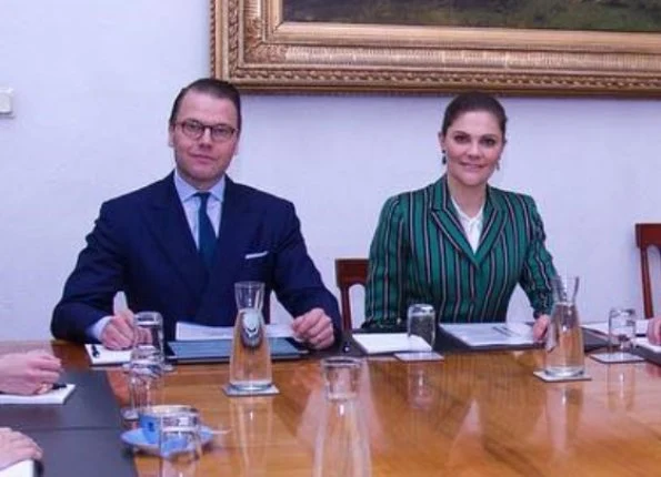 Crown Princess Victoria wore J.Lindeberg blazer, Tiger of Sweden suit, H&M Jacket for meetingç Prince Daniel at Stockholm Royal Palace