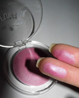 essence-fun-fair-limited-edition-blush-01-ring-around-the-rosy