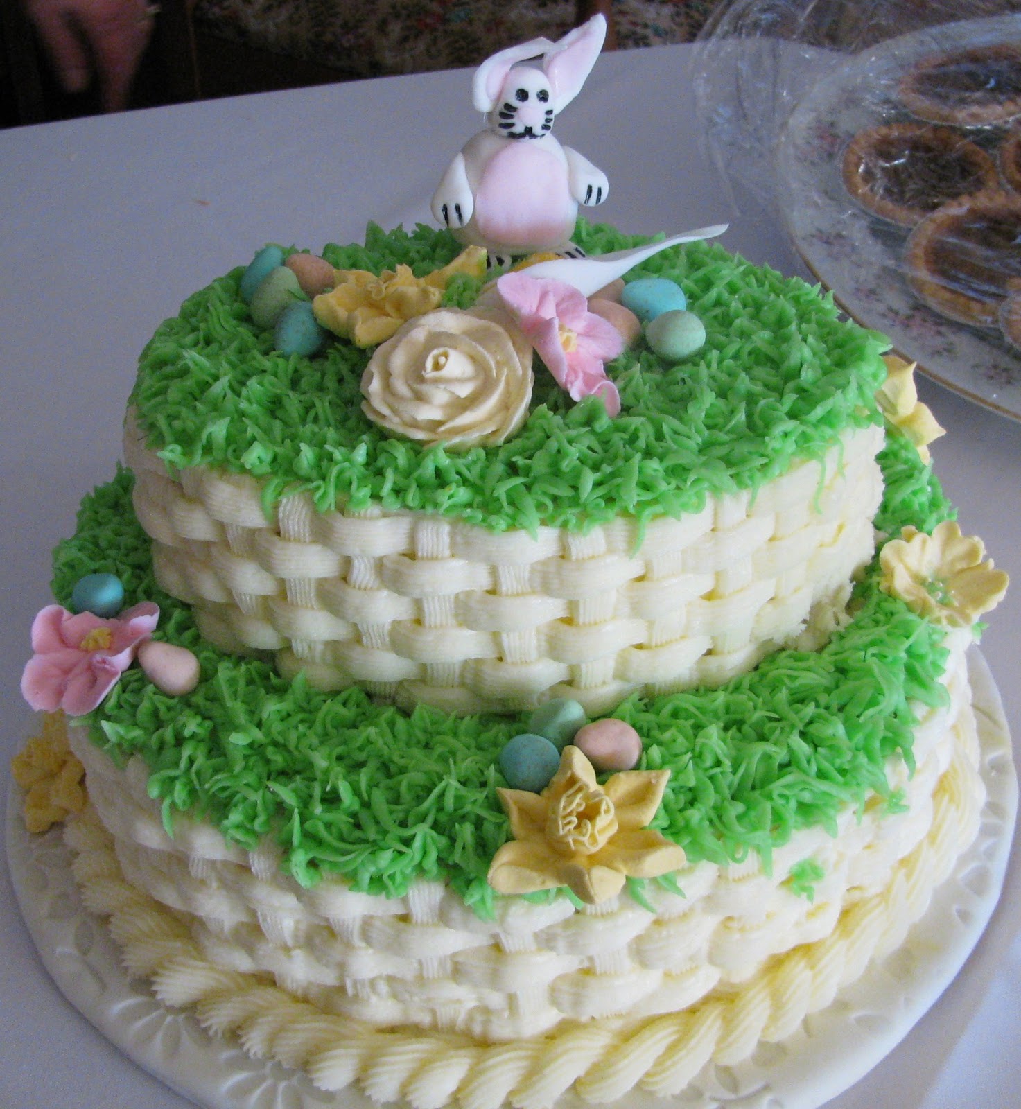 Easter Cakes And Cupcakes Delectable Dessert Collection