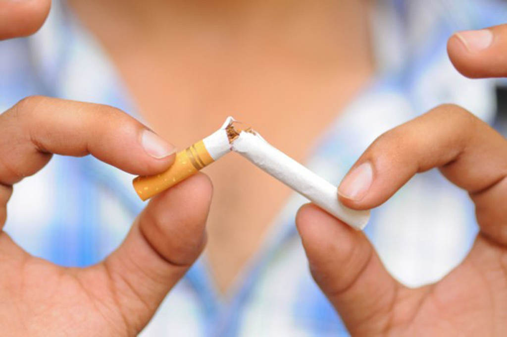 Além disso, a nicotina diminui a espessura dos vasos sanguíneos e o monóxido de carbono reduz a concentração de oxigênio no sangue.