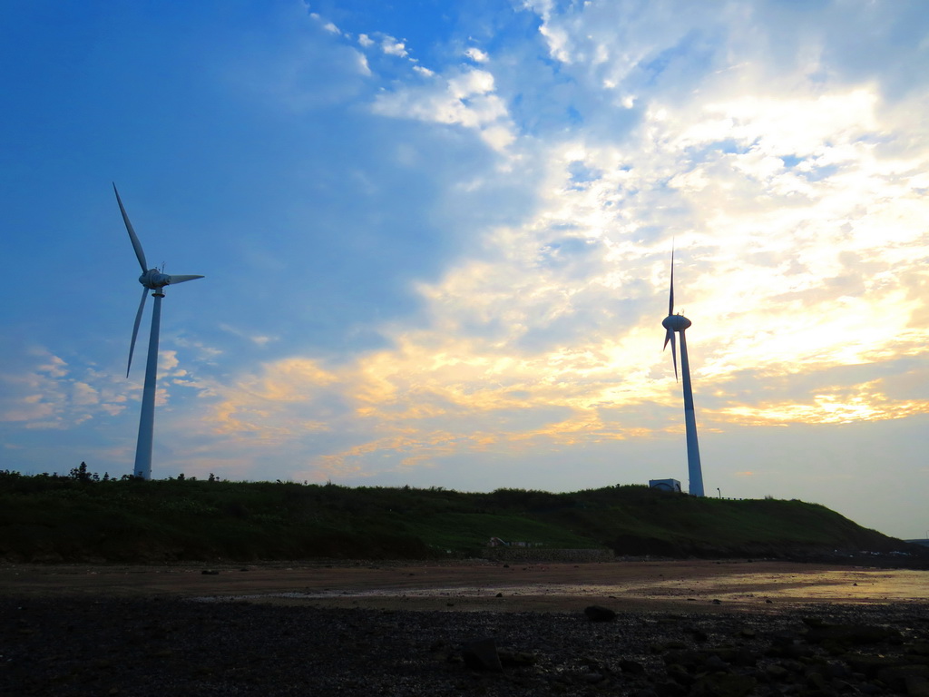 悠然庭: 2013.06.25 澎湖小旅行( 北環-5：通樑古榕& 中屯風車)