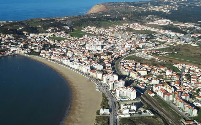 Imagem aérea de São Martinho do Porto – Portugal