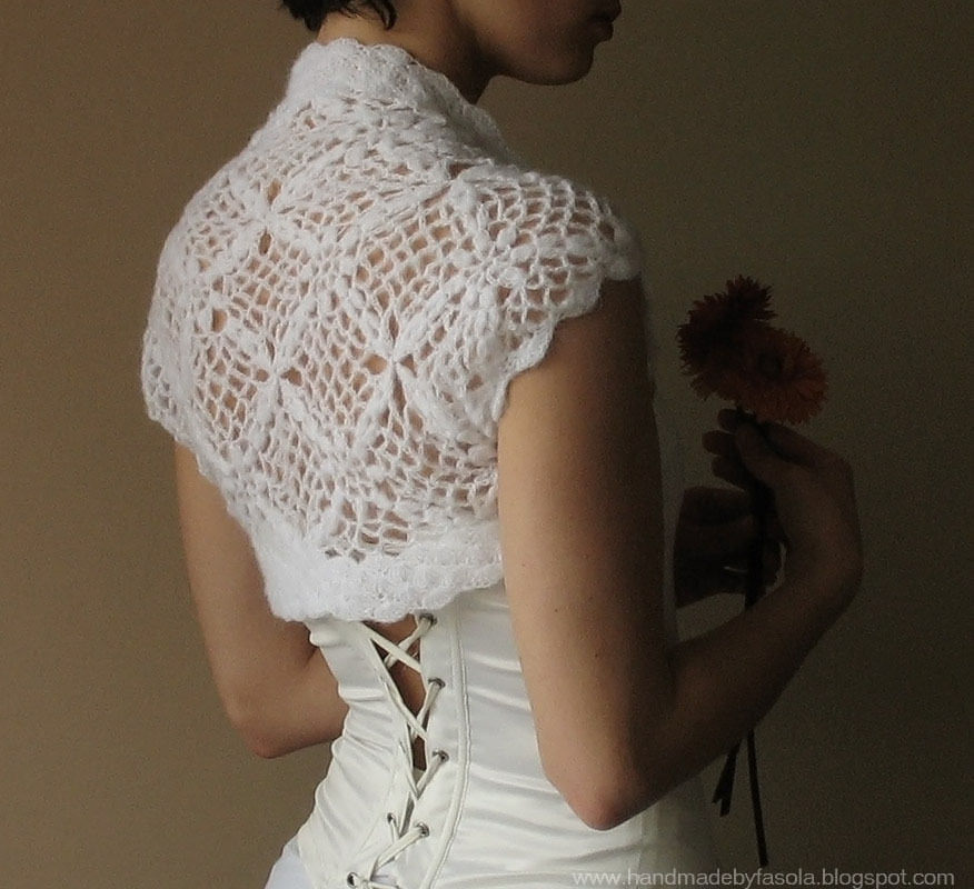 White Fashion: Bolerko na szydełku