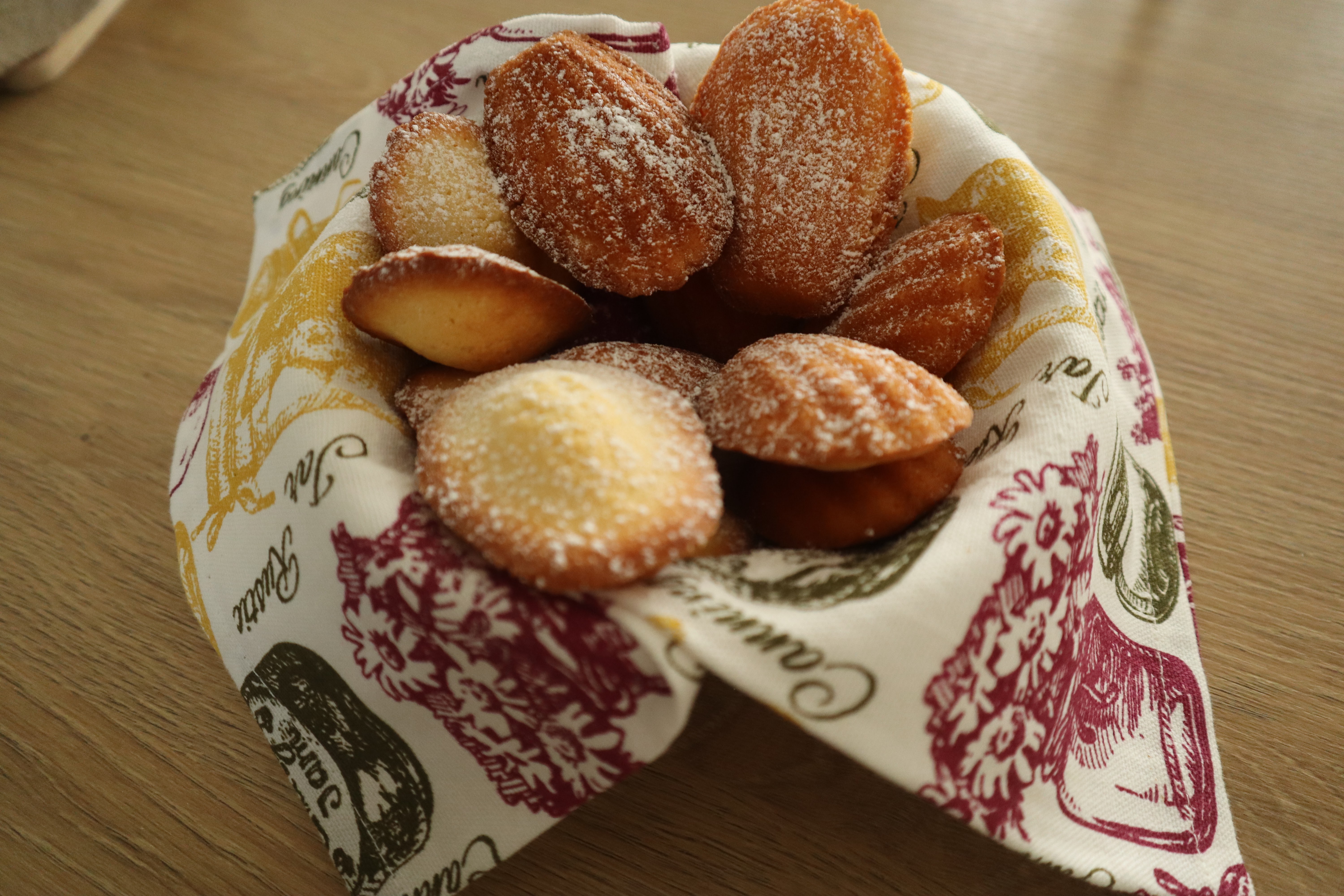 Classic French Madeleines Recipe