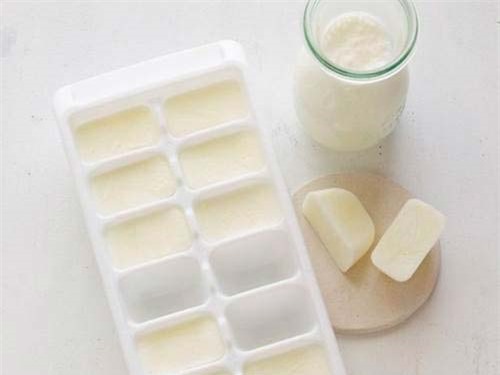skin-whitening-formulas-fresh-frozen-milk