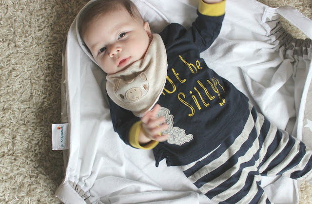 A Snugglebundl Baby Blanket Lifting Wrap review