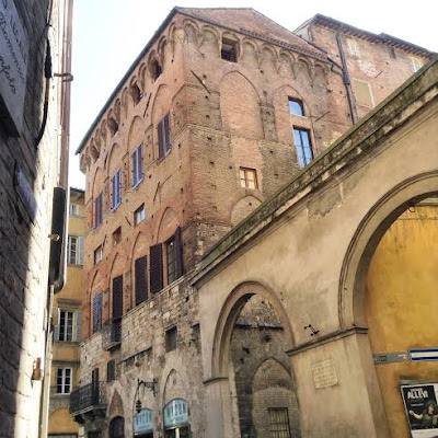 Siena: Palazzo Lombardi