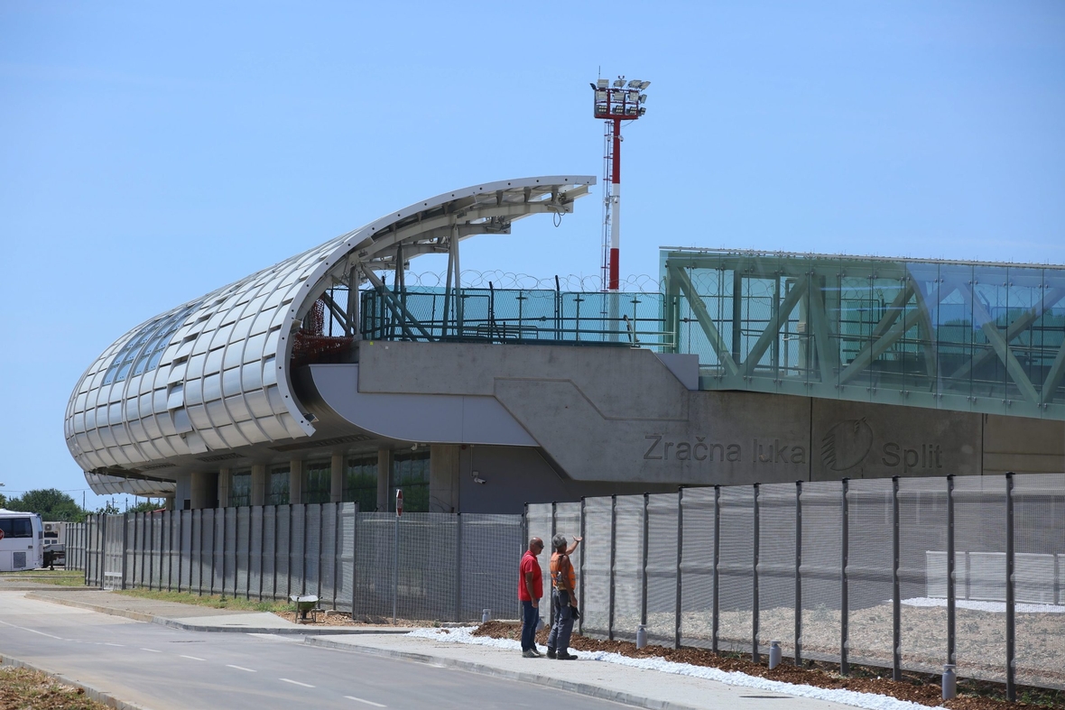 Split Airport opens new terminal