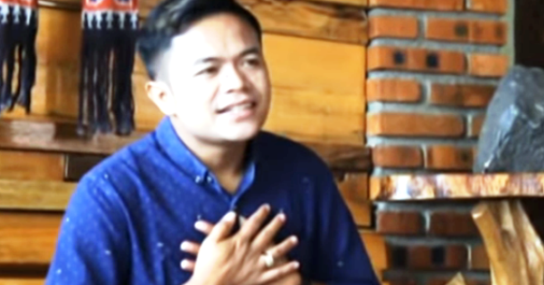 Lirik Lagu Karo Ban La Kam E dan Terjemahannya SOPO TOBA