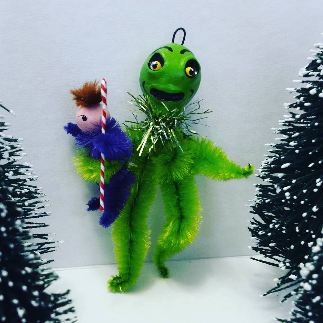 MAGIKAL SEASONS Bizarre And Weird Ornaments