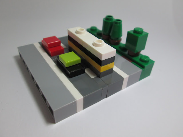 MOC LEGO Micropaisagem com taxi e autocarro da Carris