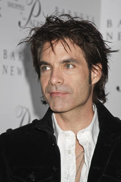 Men Hairstyles 2011 Pat Monahan HairStyles