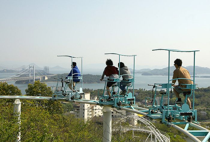 SkyCycle | The Washuzan Highland amusement park in Okayama, Japan