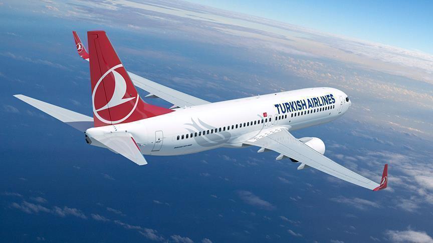 menikmati penerbangan kelas ekonomi turkish airlines jakarta istanbul turki nurul sufitri travel lifestyle blogger umroh