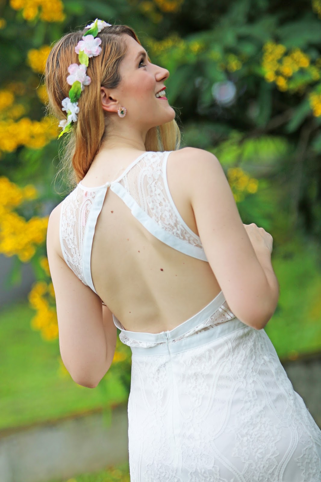 Pretty flower crown outfit