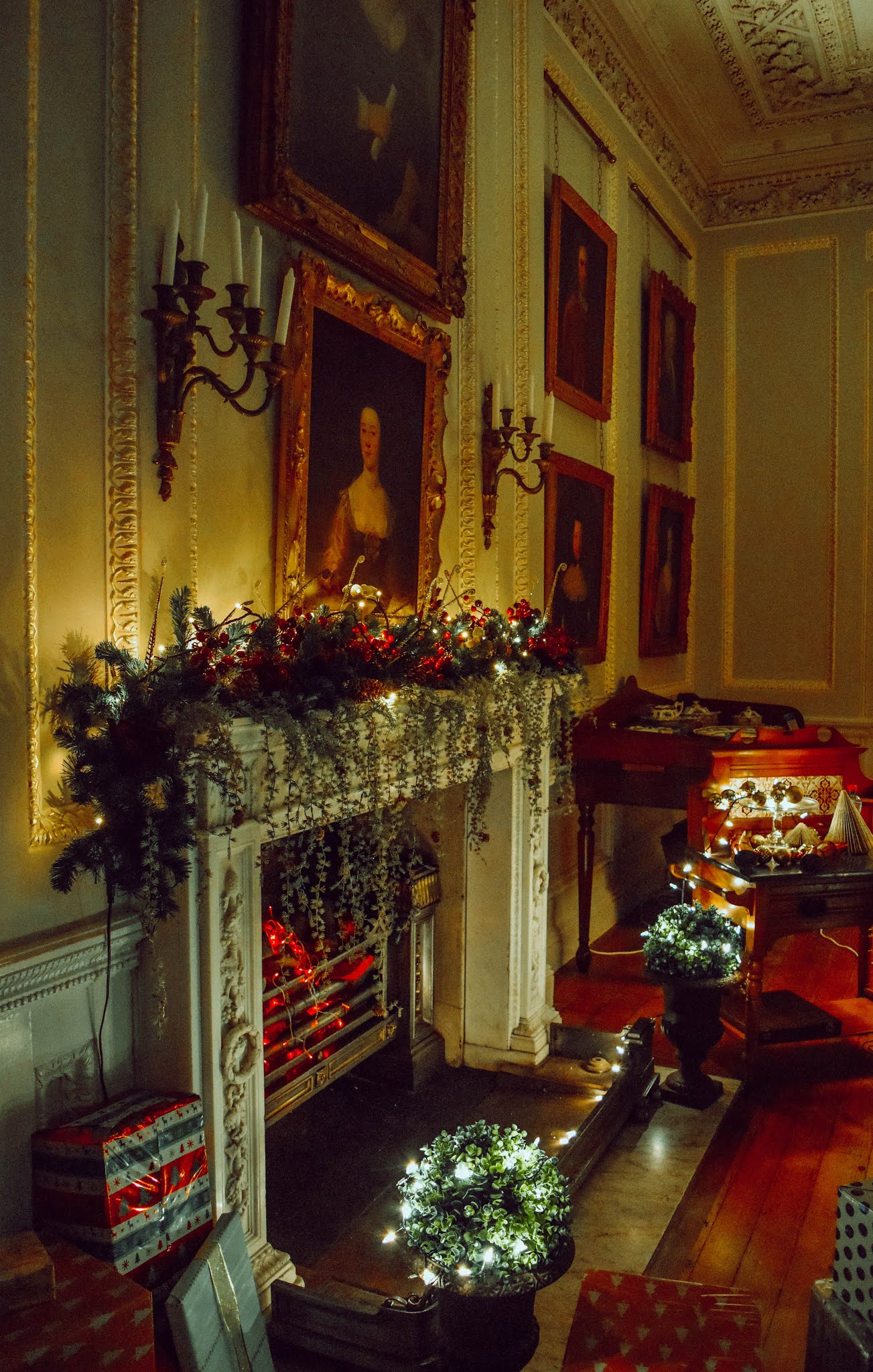 Santa Visit and Christmas Experience at Fota House Cork Dolly Dowsie