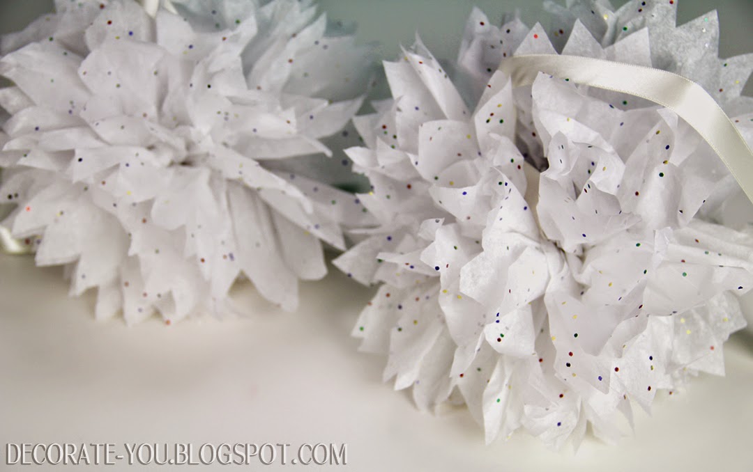DecorateYou DIY Tissue Paper Pom Pom Balls